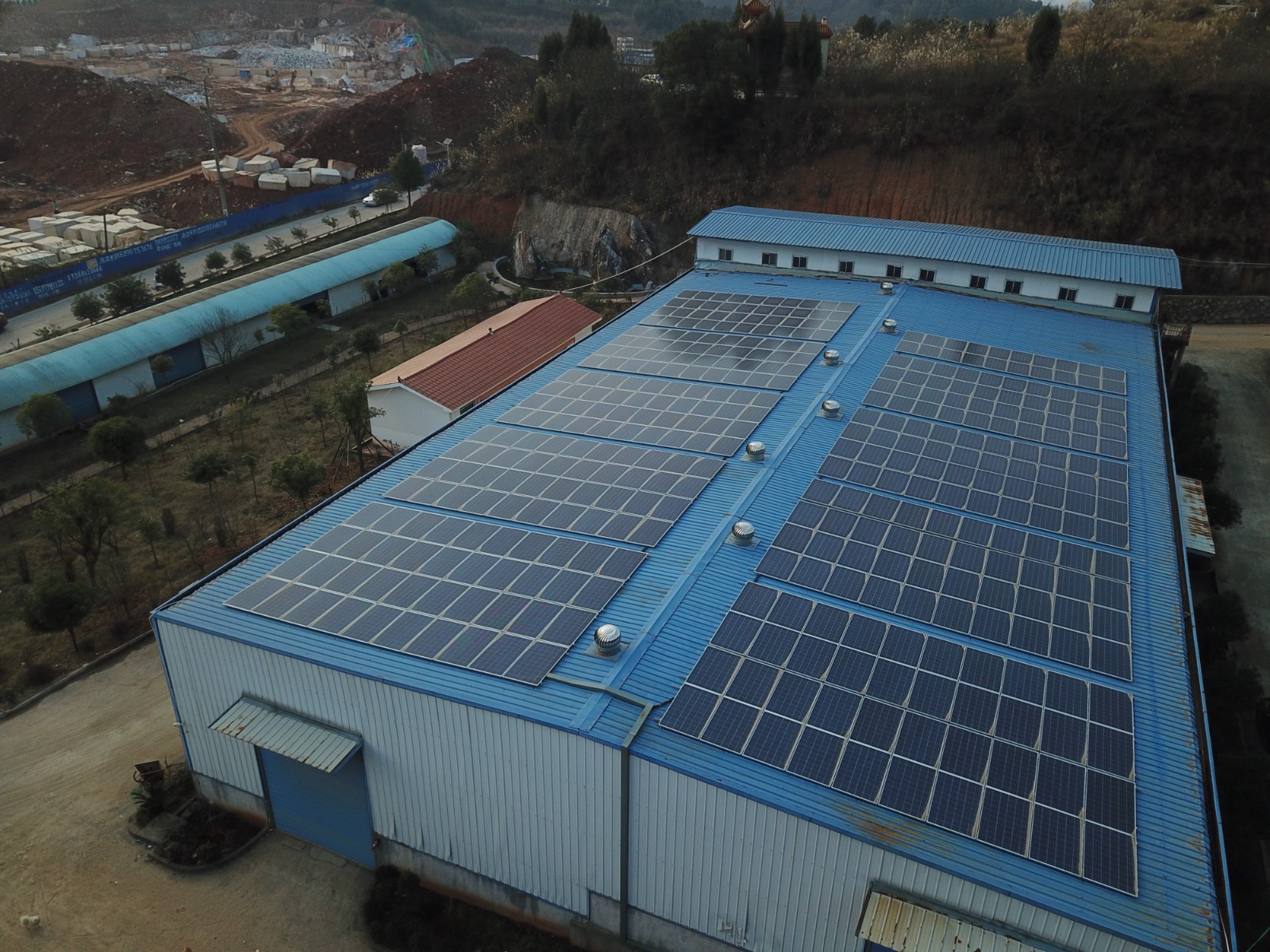 十八大明确提出：“推动能源革命 建设能源强国”